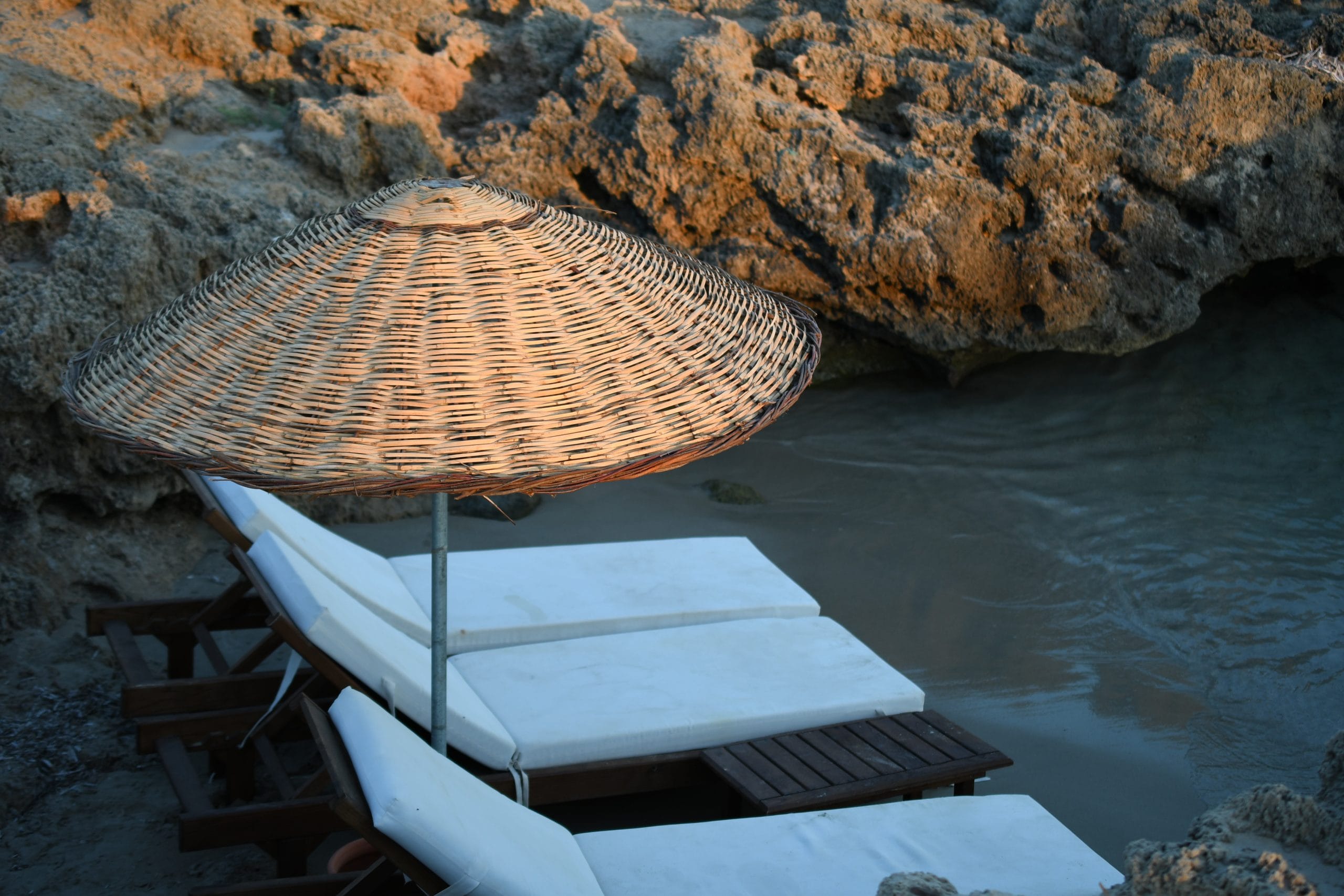 Zay'a Çeşme Beach, Alaçatı Altınkum Özel Plaj,